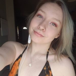 Meet your Posher, Trinity